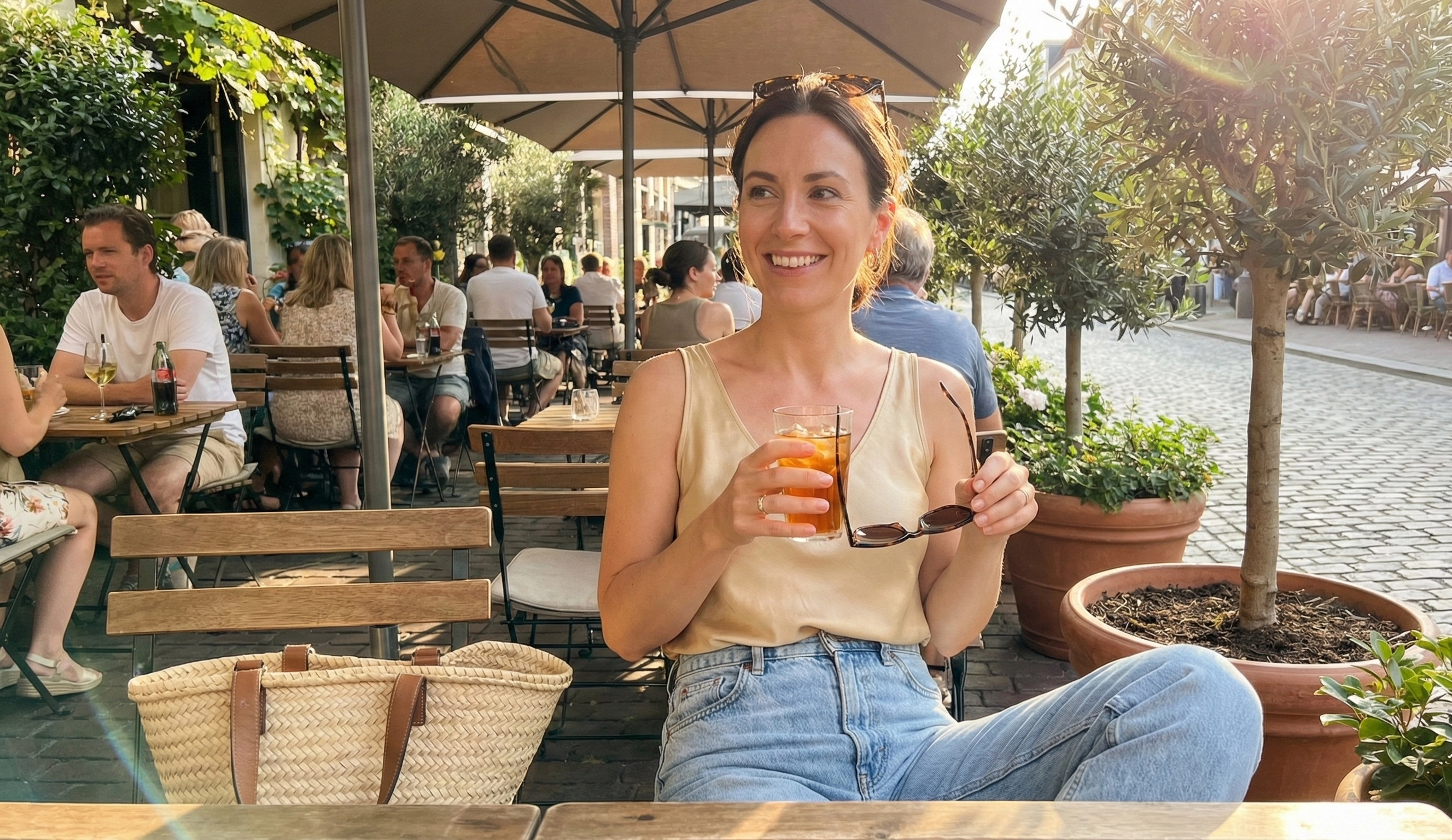 Débardeur en soie comme top d'été décontracté